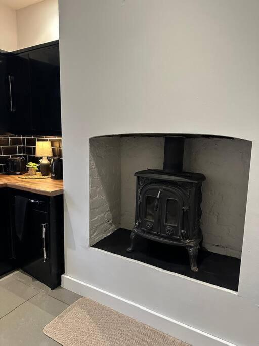 Apartment Three Bedroom By Brookland Serviced Short Lets With Free Wifi